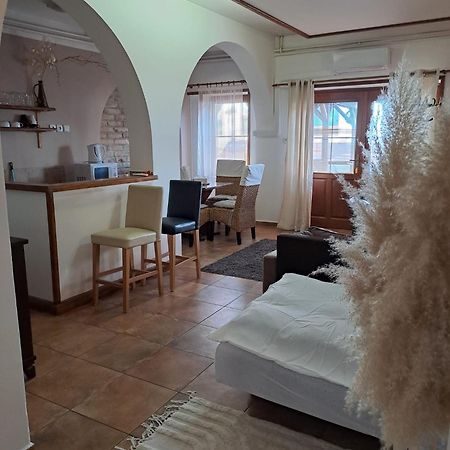 Apartman Romana Postorna 외부 사진